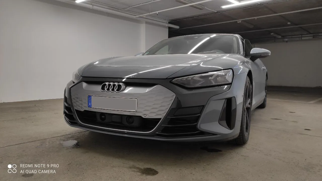 Перший Електрокар Audi E-Tron GT« ТЕХ КОНТРОЛЬ »- зображення 1